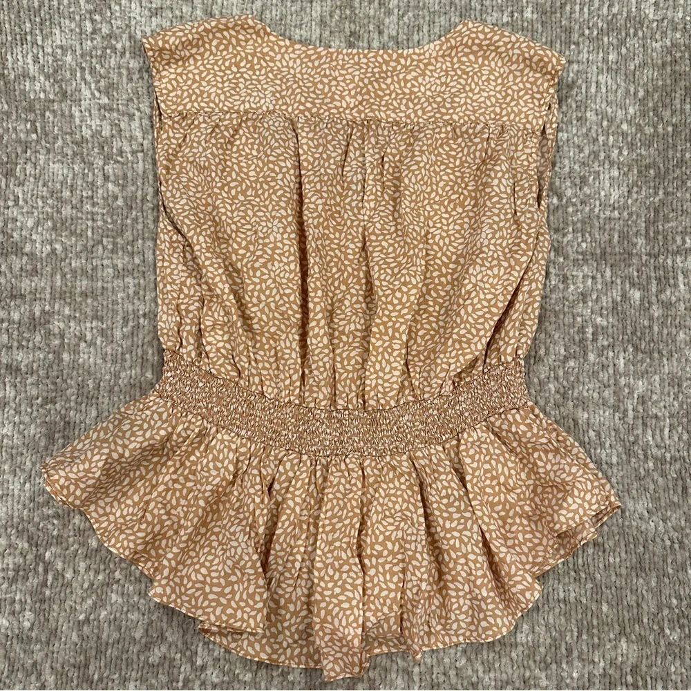 H&M V-neck Lyocell-blend Sleeveless Top - Picture 4 of 7